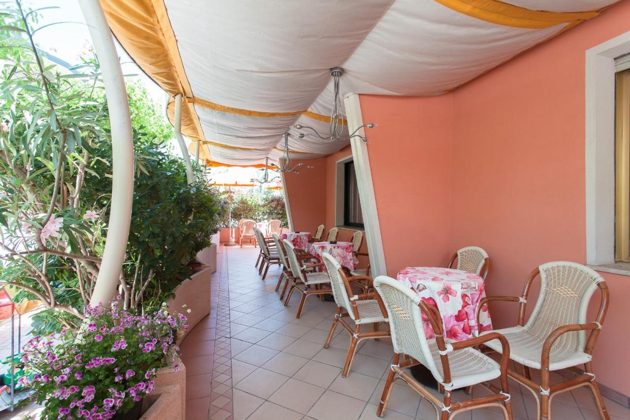 Joli Hotel Cesenatico